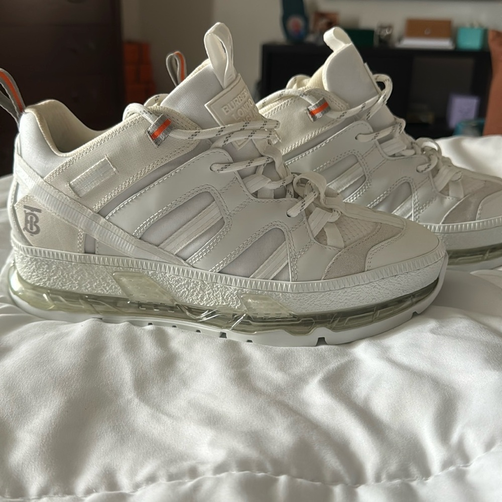 Burberry sneakers